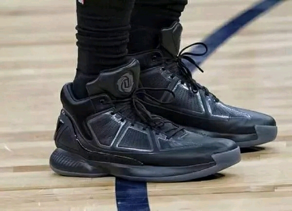 强迫其暴露 强迫其暴露